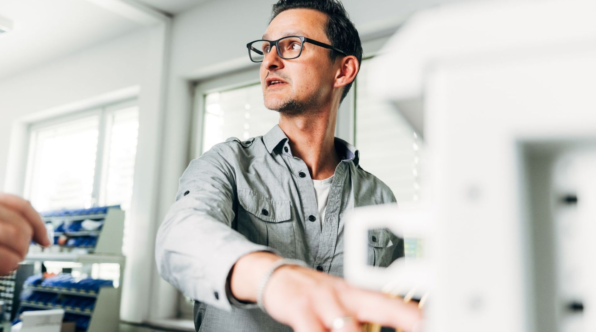 ak-funktechnik-bad-groenenbach-white-label-entwicklung-individuell-header